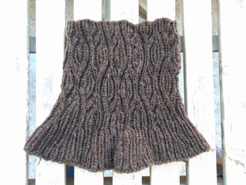 Valdemar Cowl, a knitting pattern by Lisa Risager